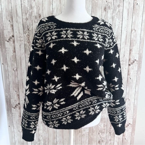 Barefoot Dreams Cozy Fleece Holiday Sweatshirt Medium - Picture 1 of 5